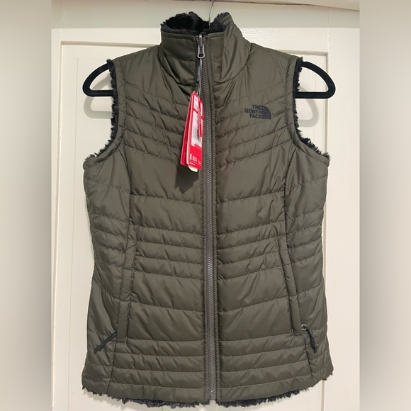 The North Face Jackets & Coats The North Face Reversible Vest